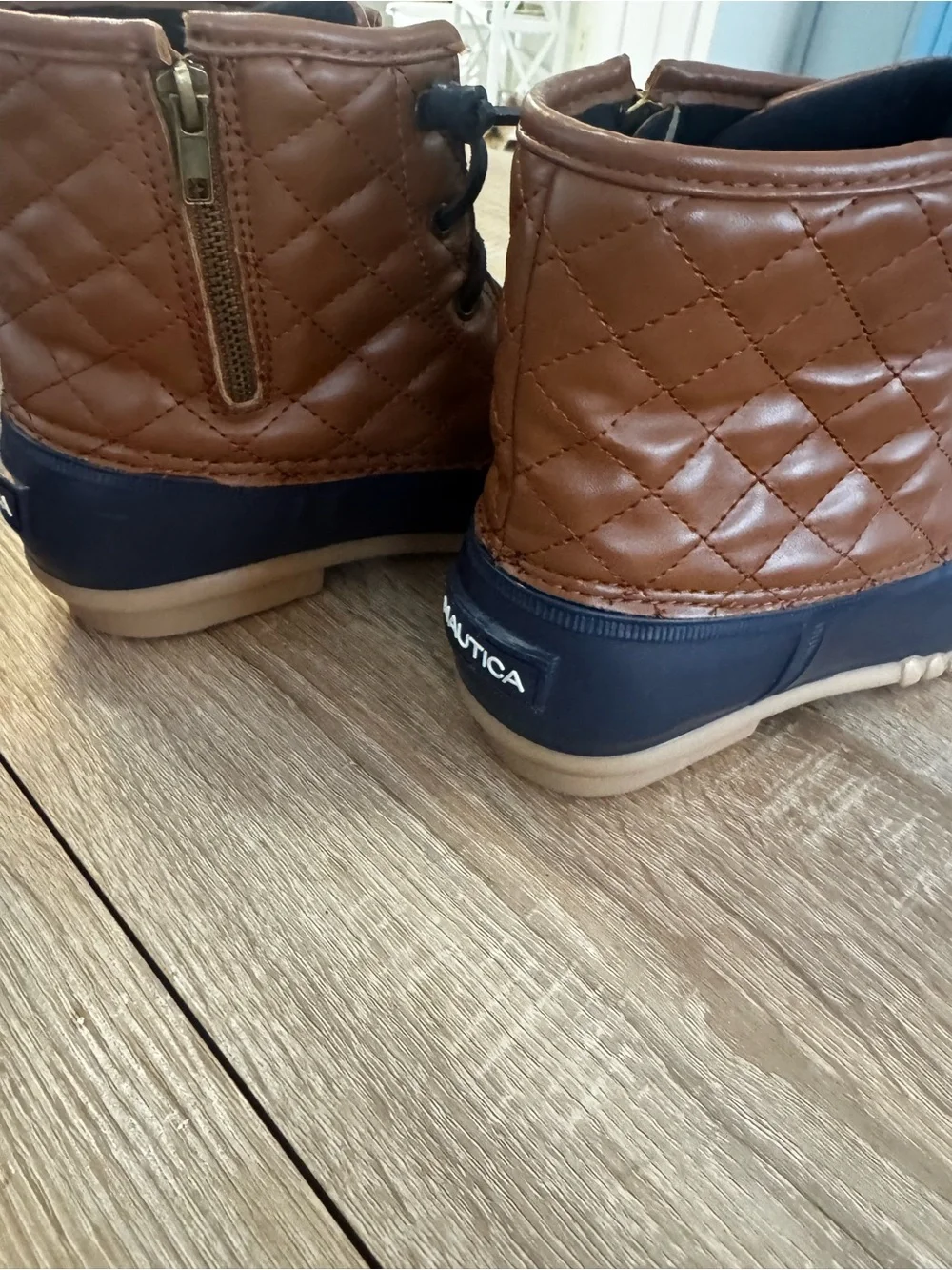 Nautica Dorsay Duck Boots Women’s Size 11 Brown Navy Quilted Rain Winter Zip